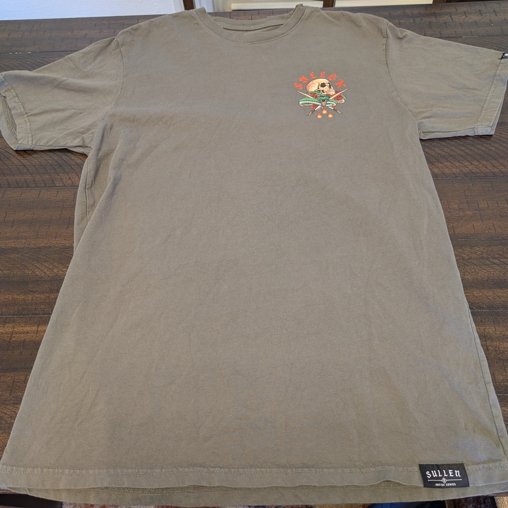 Large Sullen Art Collective Ed Hardy Style Graphic T-Shirt